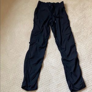 Lululemon Studio Cargo pants, size 6